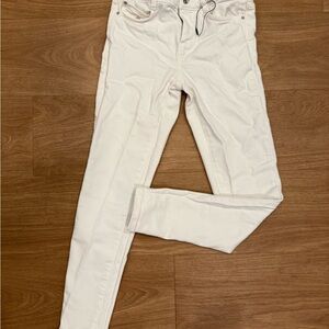 White Skinny Jeans